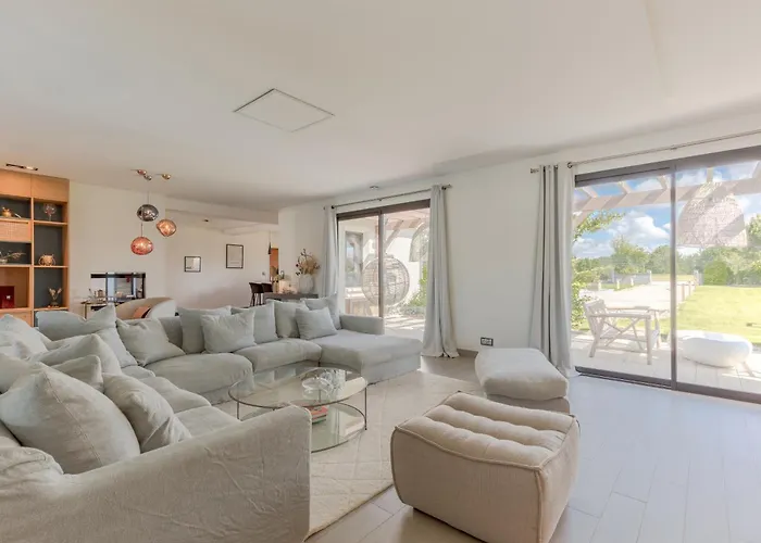 Alta-beloi فيلة Marcenais